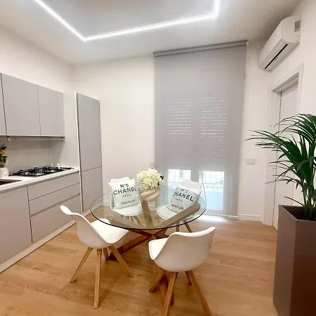 Apartment Flute 59 *