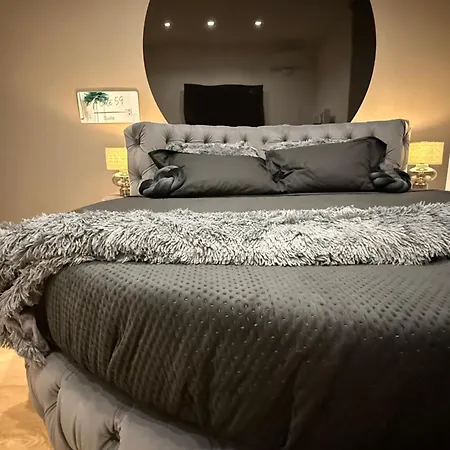 Flute 59 Apartment *